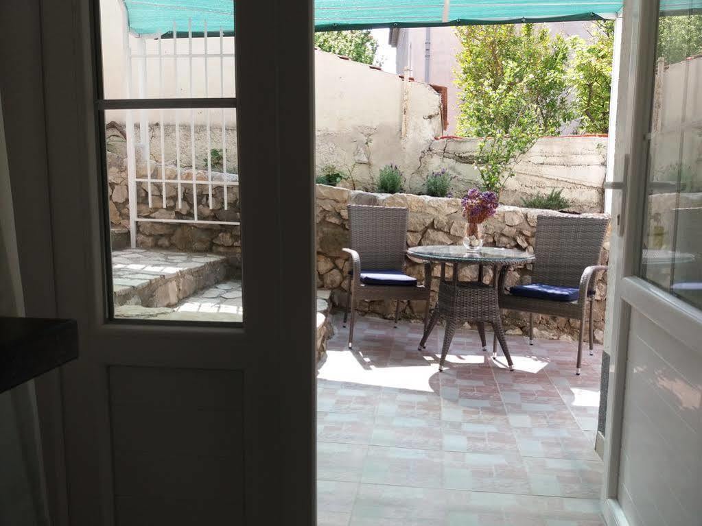 Apartments Anica & Gabriela Makarska Exterior photo