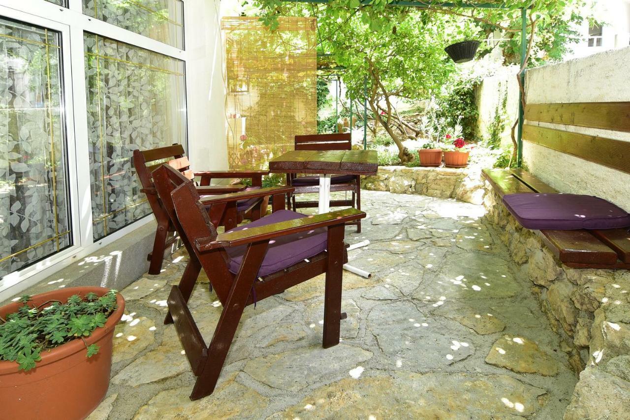 Apartments Anica & Gabriela Makarska Exterior photo