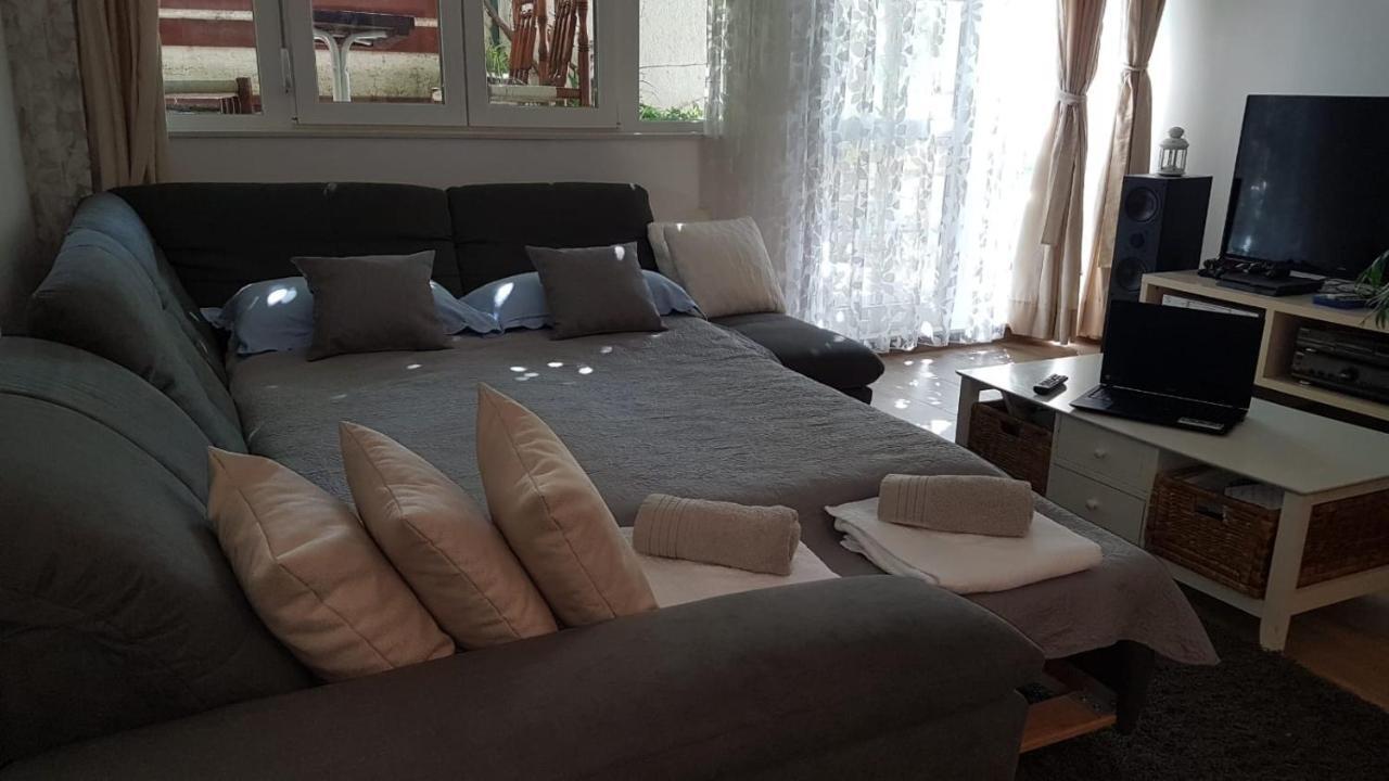 Apartments Anica & Gabriela Makarska Exterior photo